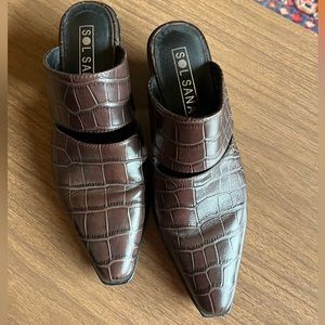 Brown croc mule